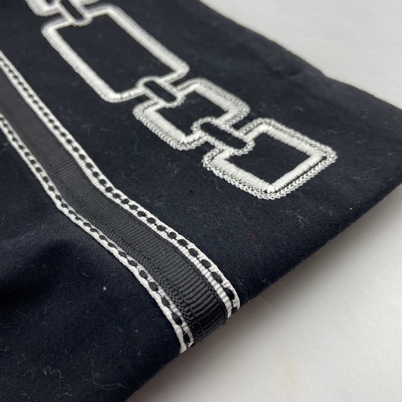 Black Embroidered Skirt Size 9 Geometric Design - Picture 7 of 7